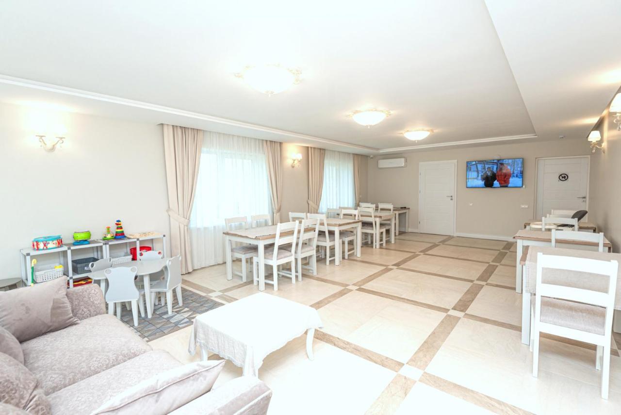 Atostogu Sala Hotel Palanga Exterior photo